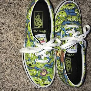 Women’s glow in the dark toy story vans! Size 7.5